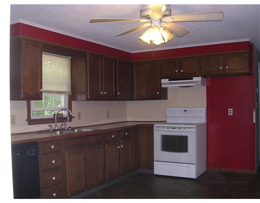 69 Thomas Street Woonsocket, RI 02895 - Photo 3 of 6 Kitchen.