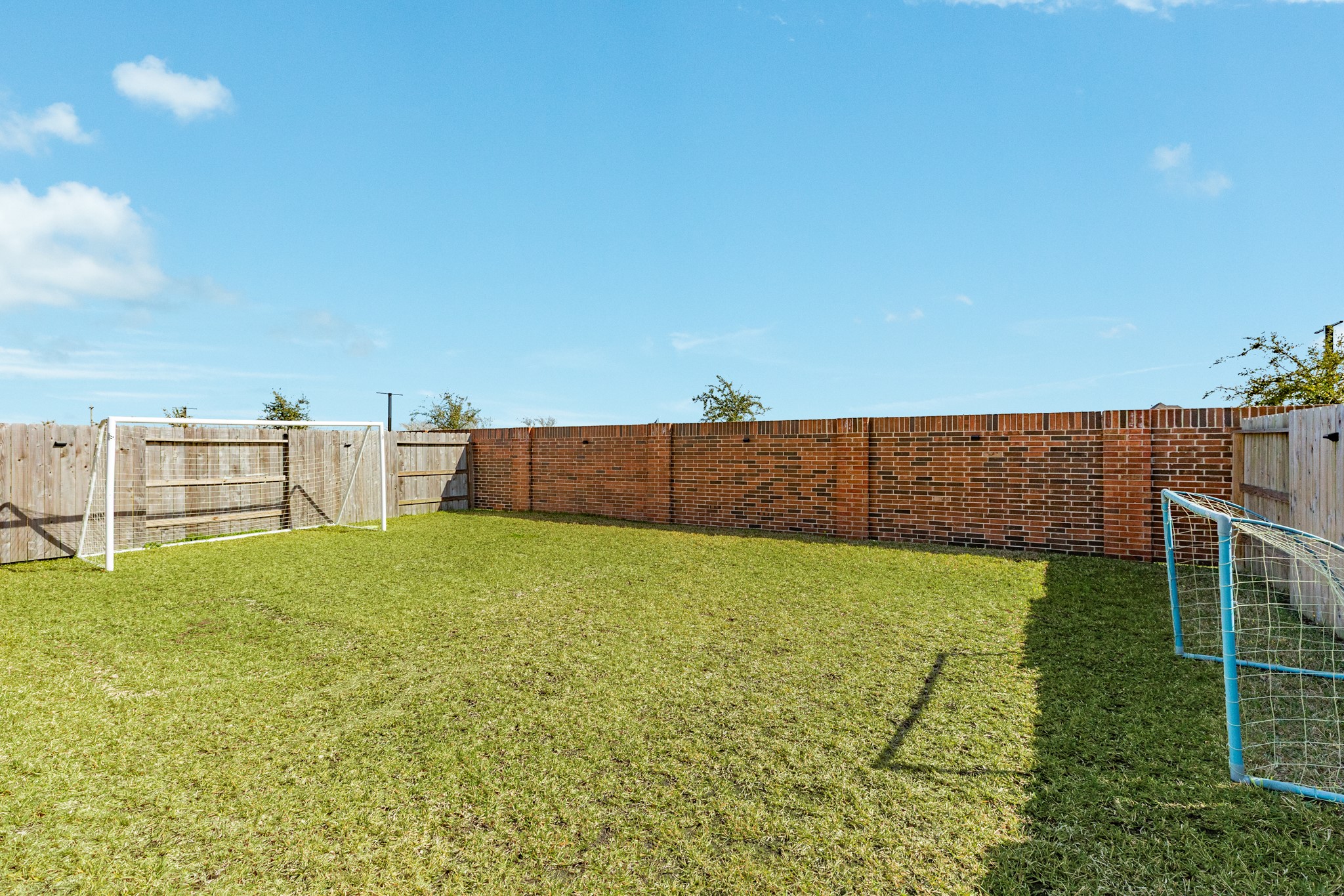 3640 Crosspointe Pass Angleton, TX 77515 - Photo 24 of 26 Gallery Image 24