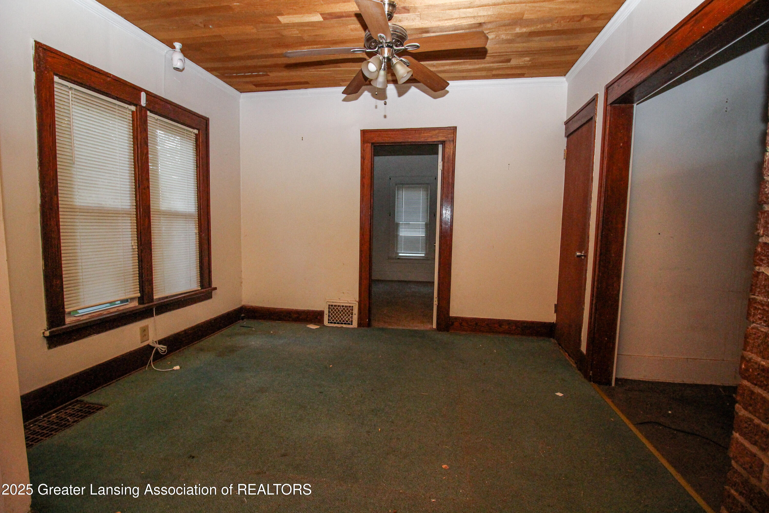609 South Constantine Street Three Rivers, MI 49093 - Photo 7 of 14 Constantine-07__1_22d9