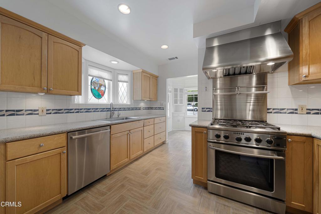 2490 Lorain Road San Marino, CA 91108 - Photo 16 of 52 Kitchen