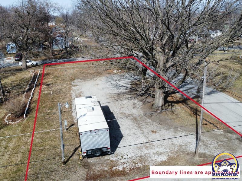 401 Kickapoo Street Hiawatha, KS 66434 - Photo 5 of 5