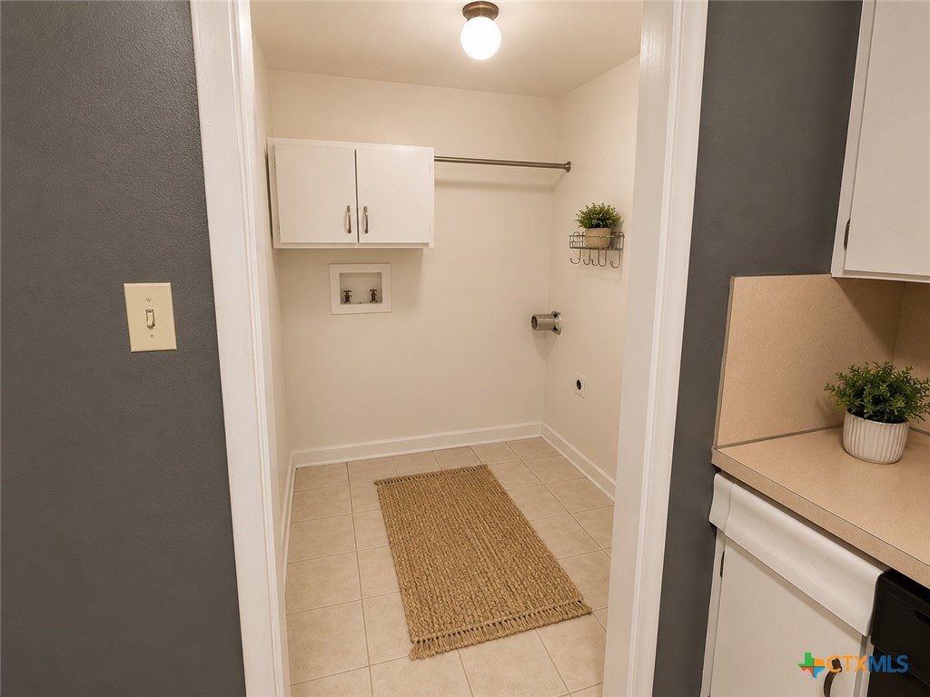 511 East Milam Street Luling, TX 78648 - Photo 6 of 12