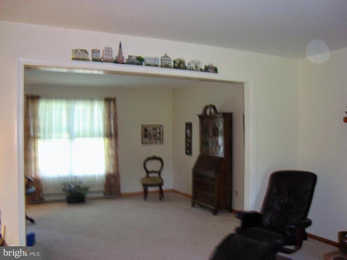 3982 Rye Lane Monrovia, MD 21770 - Photo 13 of 26 Living Room