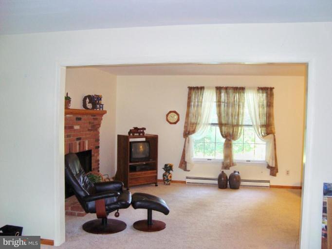 3982 Rye Lane Monrovia, MD 21770 - Photo 14 of 26 Family Room #3