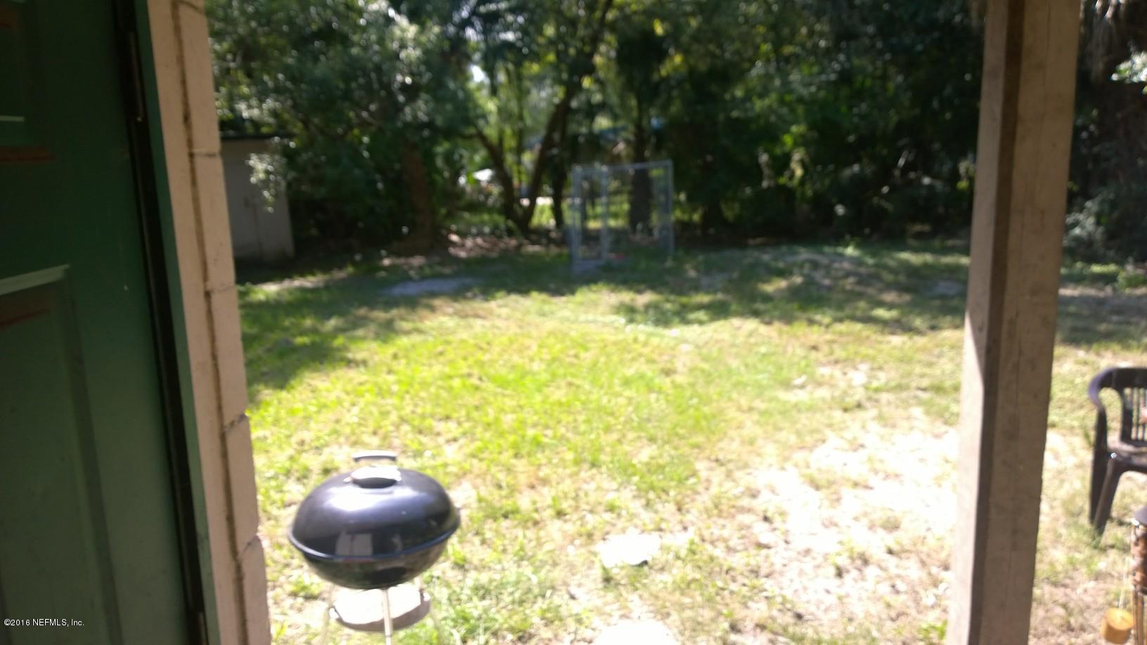 9842 Buncome Road Jacksonville, FL 32246 - Photo 7 of 17 Backyard