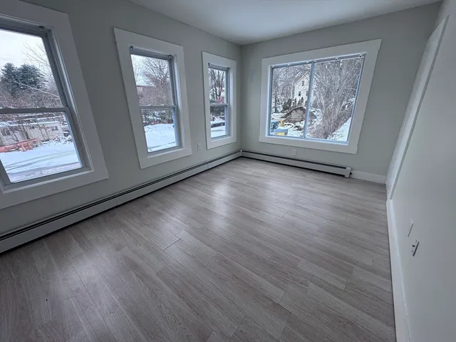 $2,400 | 116-118 Lawrence Street, Unit 2, Clinton, MA 01510