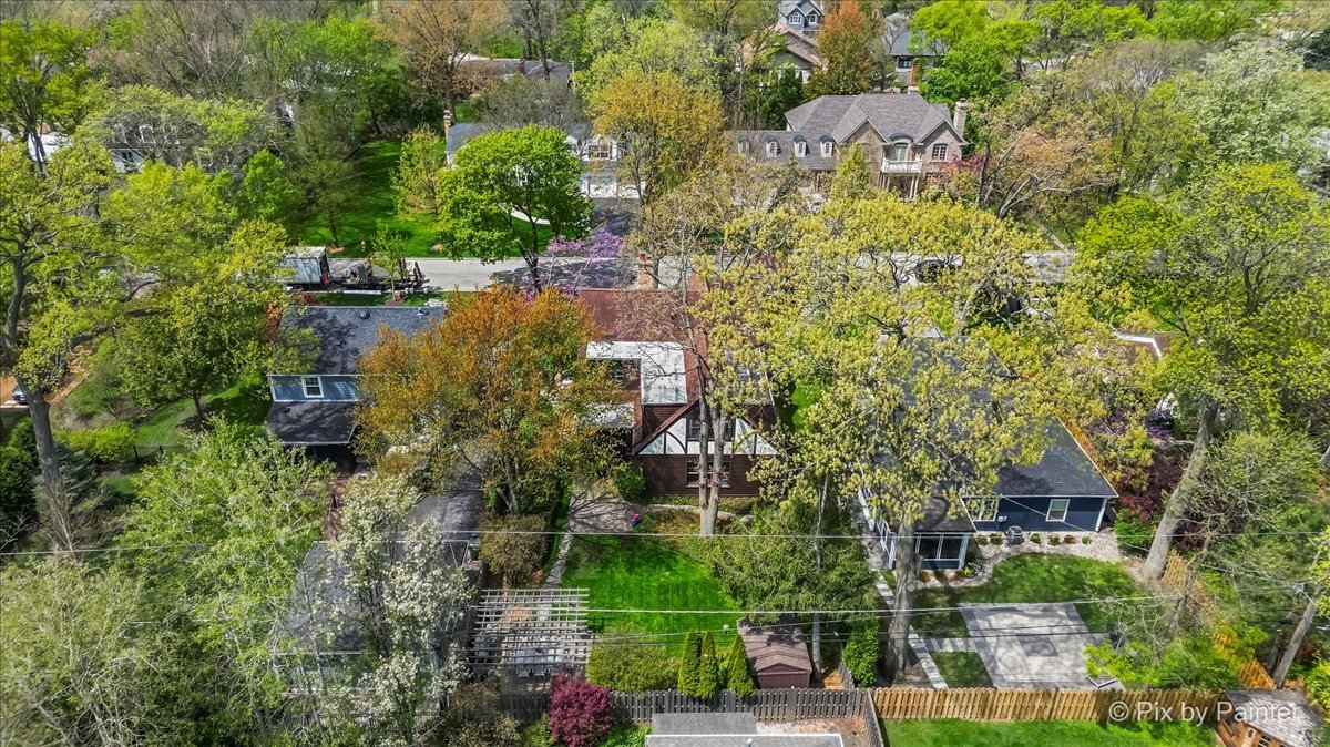 705 Hunter Road Glenview, IL 60025 - Photo 40 of 51 an aerial view of a houses with yard