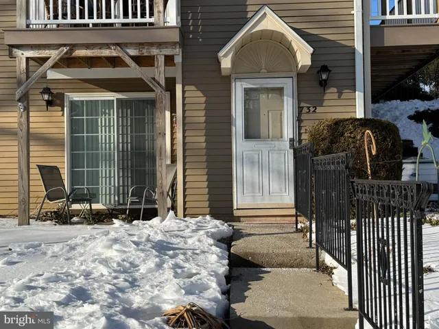 $270,000 | 732 Sparrow Lane, Langhorne, PA 19047