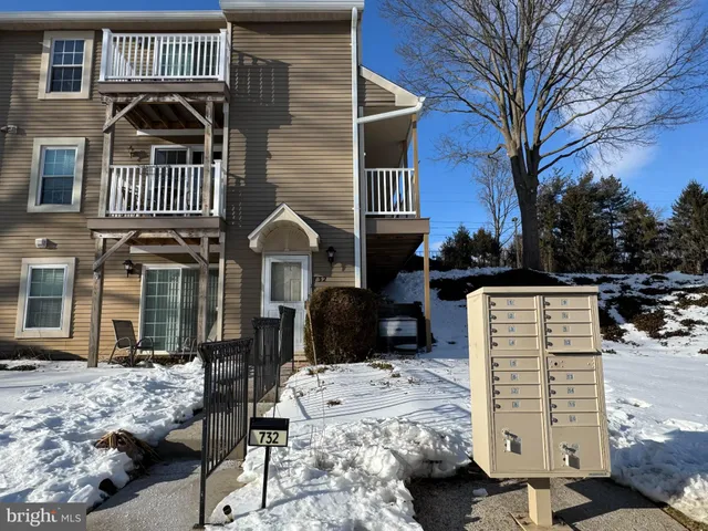 $270,000 | 732 Sparrow Lane, Langhorne, PA 19047