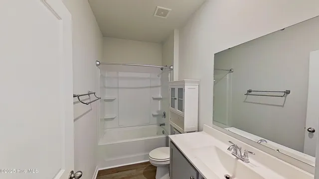 $2,200 | 2529 Down Strm Lane, Wilmington, NC 28401