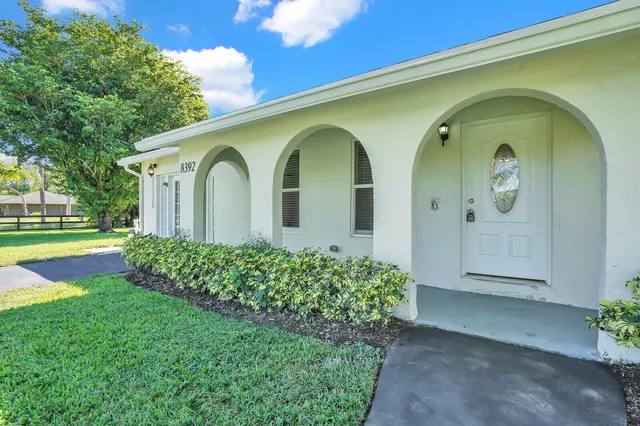 $3,600 | 8392 Pinto Drive, Lake Worth, FL 33467