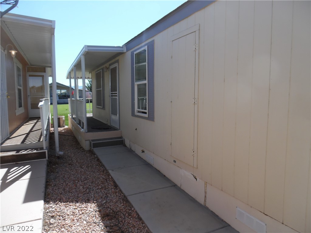 321 Inverness Avenue Pahrump, NV 89048 - Photo 3 of 18