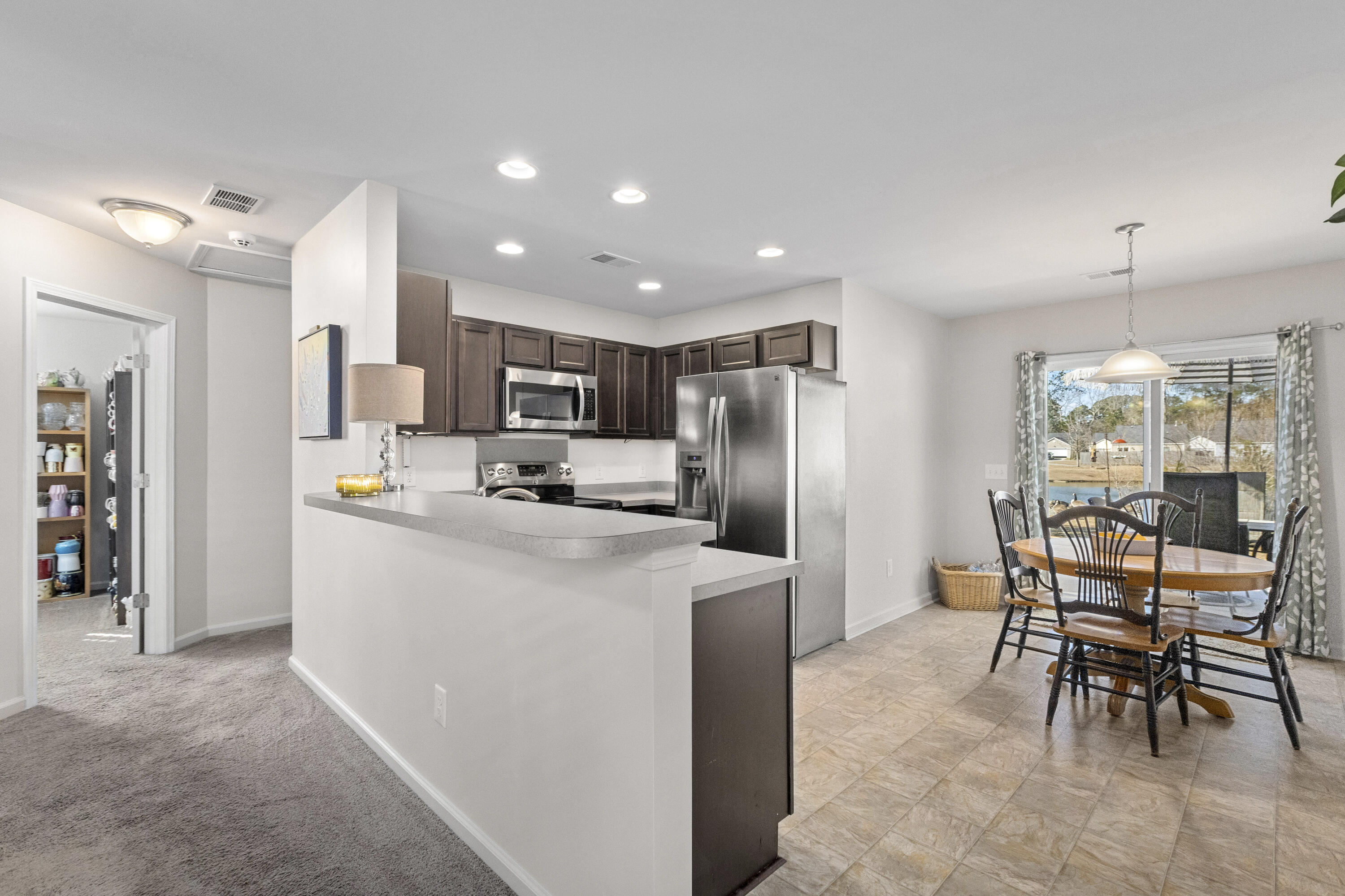 157 Brittondale Road Summerville, SC 29485 - Photo 16 of 44 157BrittondaleRd-CasaVerdeMediaLLC20