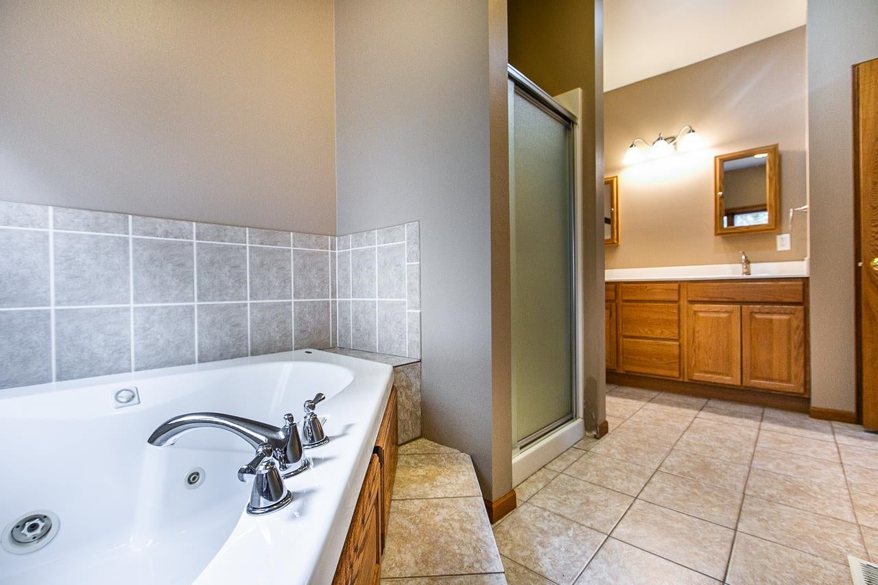 2120 Crown Point Road Dubuque, IA 52002 - Photo 23 of 44 Gallery Image 23