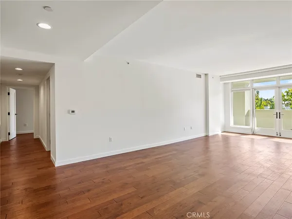 $1,719,917 | 920 Granite Drive, Unit 213, Pasadena, CA 91101