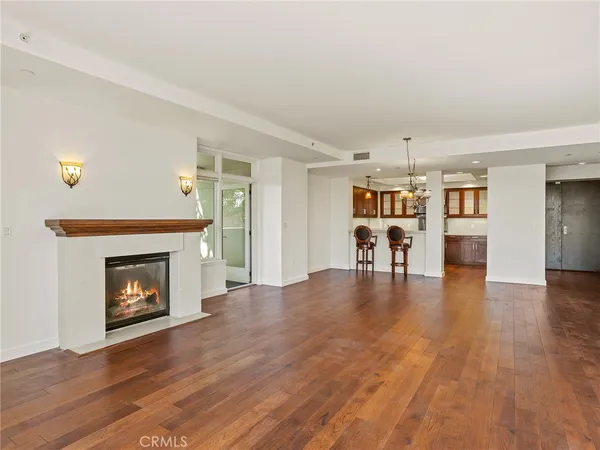 $1,719,917 | 920 Granite Drive, Unit 213, Pasadena, CA 91101
