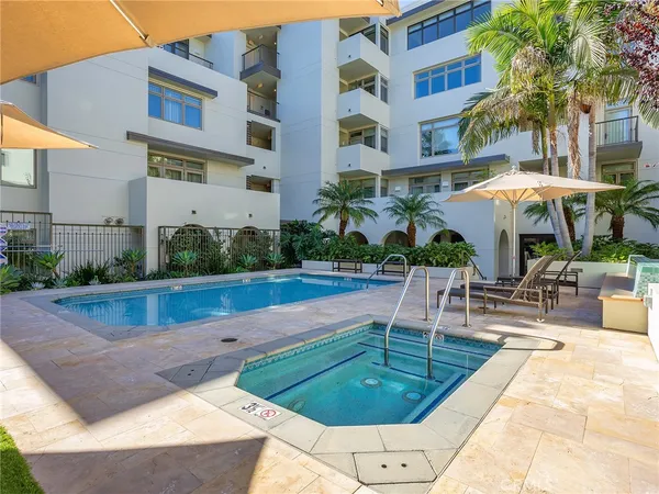 $1,719,917 | 920 Granite Drive, Unit 213, Pasadena, CA 91101