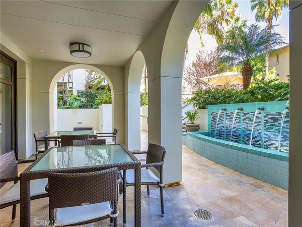 $1,719,917 | 920 Granite Drive, Unit 213, Pasadena, CA 91101