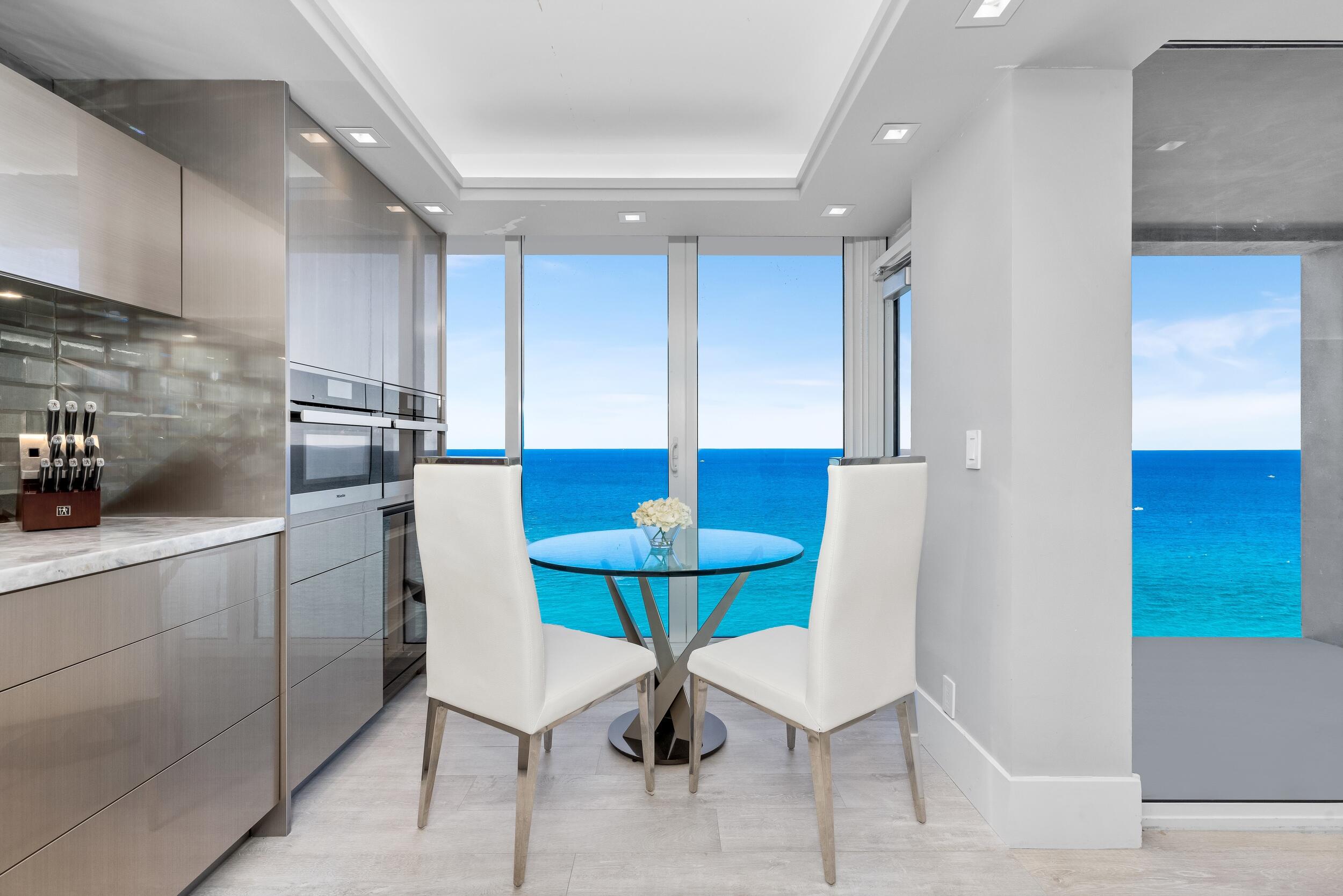 2800 South Ocean Boulevard, Unit 18F Boca Raton, FL 33432 - Photo 15 of 33 Breakfast Nook