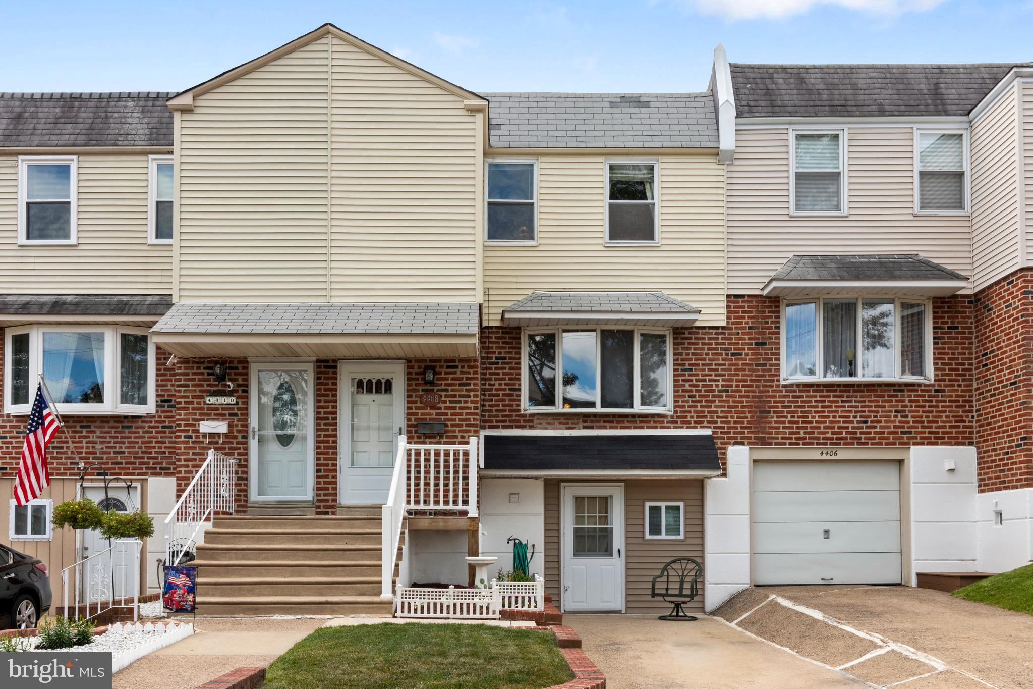 4408 Greenmount Road Philadelphia, PA 19154 - Photo 1 of 28 Front of home