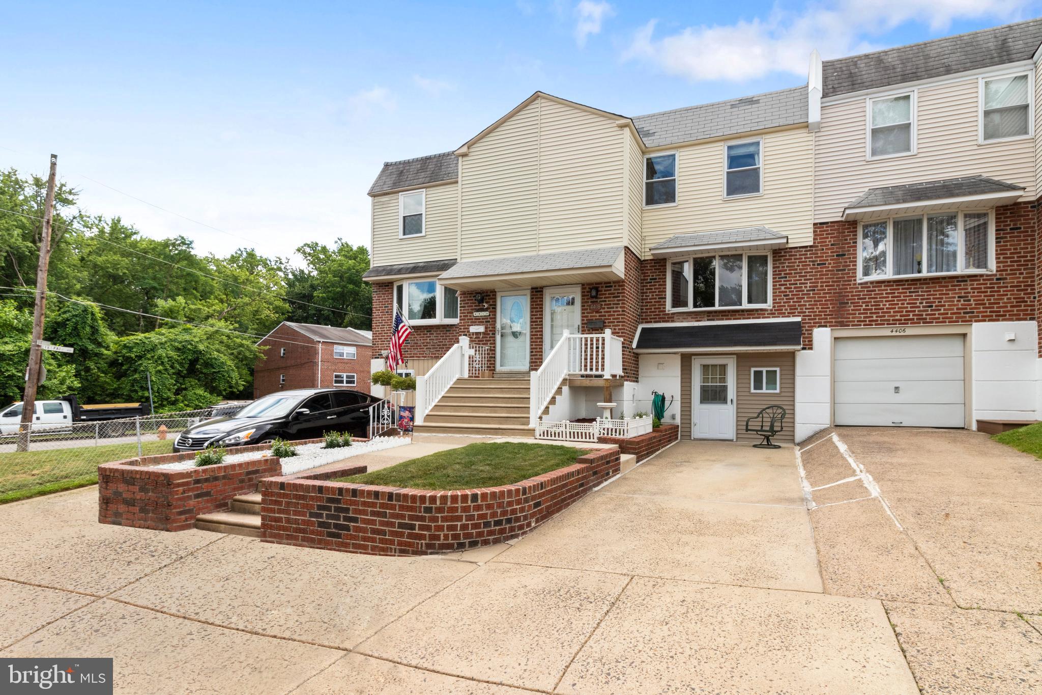 4408 Greenmount Road Philadelphia, PA 19154 - Photo 2 of 28 Full front of home