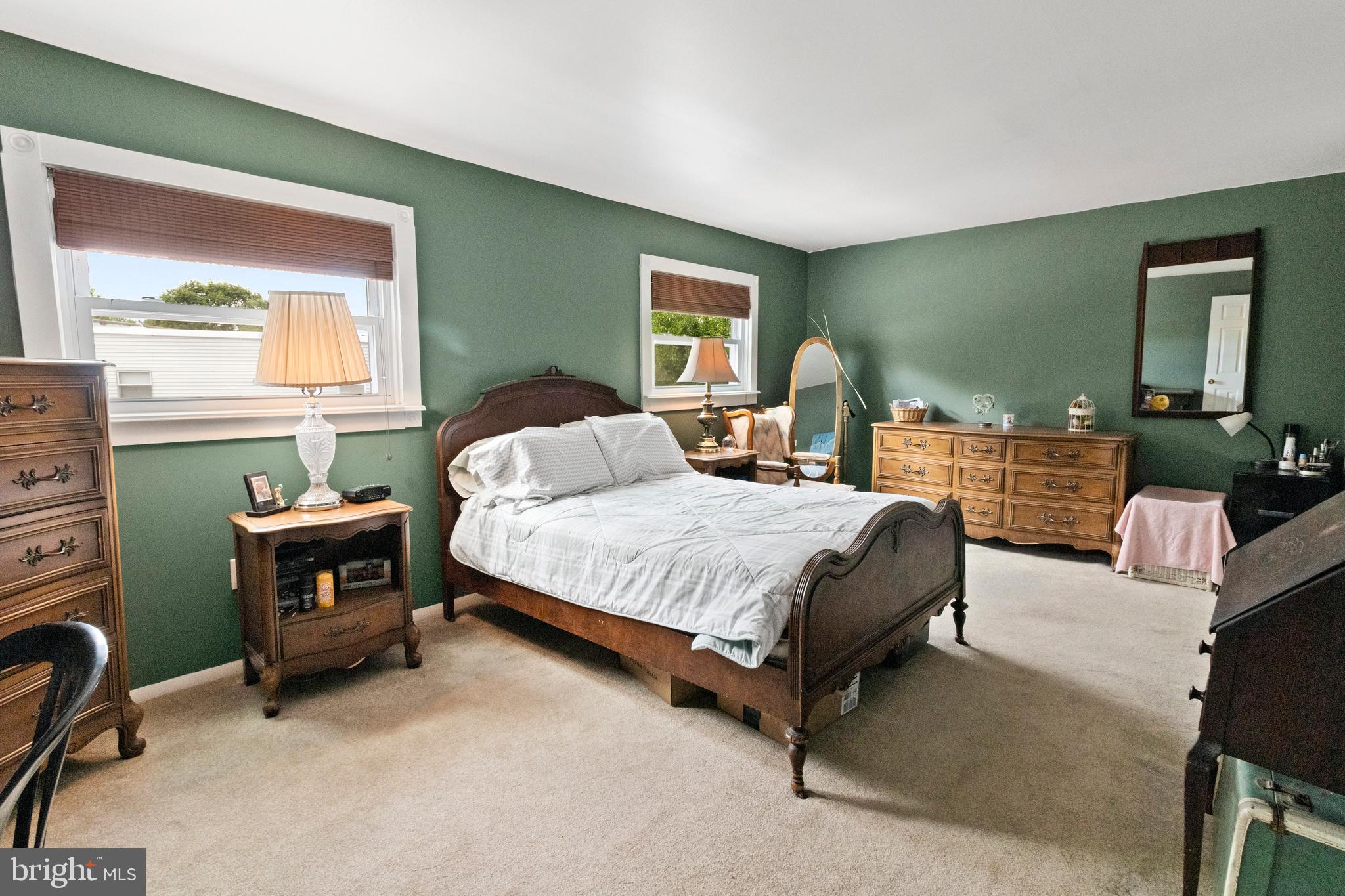 4408 Greenmount Road Philadelphia, PA 19154 - Photo 17 of 28 Level 2: Master Bedroom