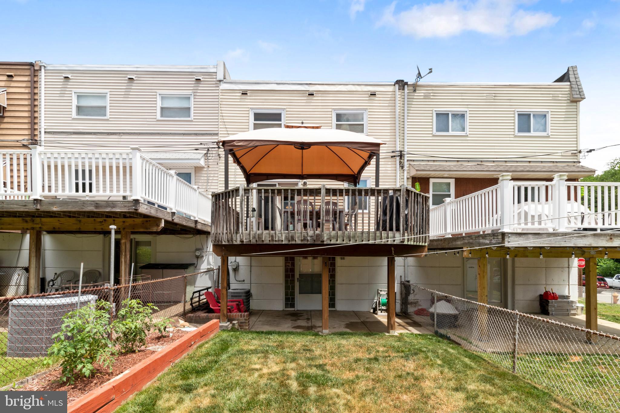4408 Greenmount Road Philadelphia, PA 19154 - Photo 28 of 28 Back view of home from backyard