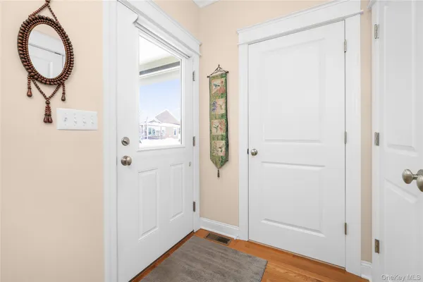 $775,000 | 15 Cowdrey Street, Warwick, NY 10990