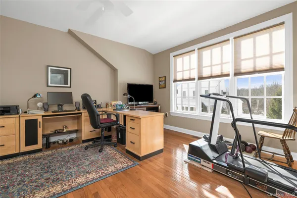 $775,000 | 15 Cowdrey Street, Warwick, NY 10990