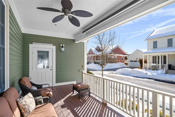 $775,000 | 15 Cowdrey Street, Warwick, NY 10990