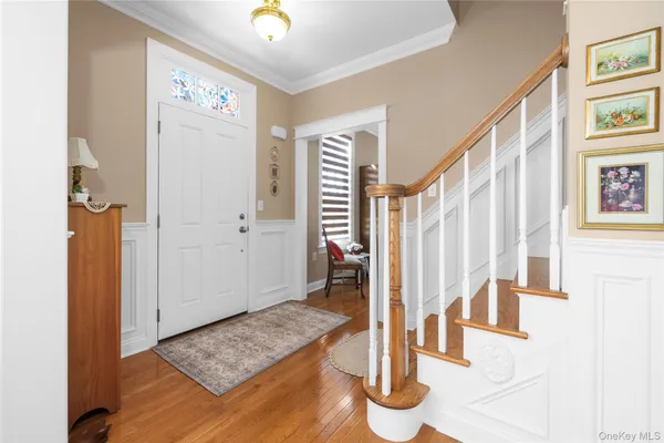 $775,000 | 15 Cowdrey Street, Warwick, NY 10990