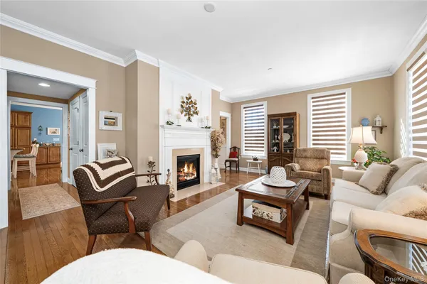$775,000 | 15 Cowdrey Street, Warwick, NY 10990