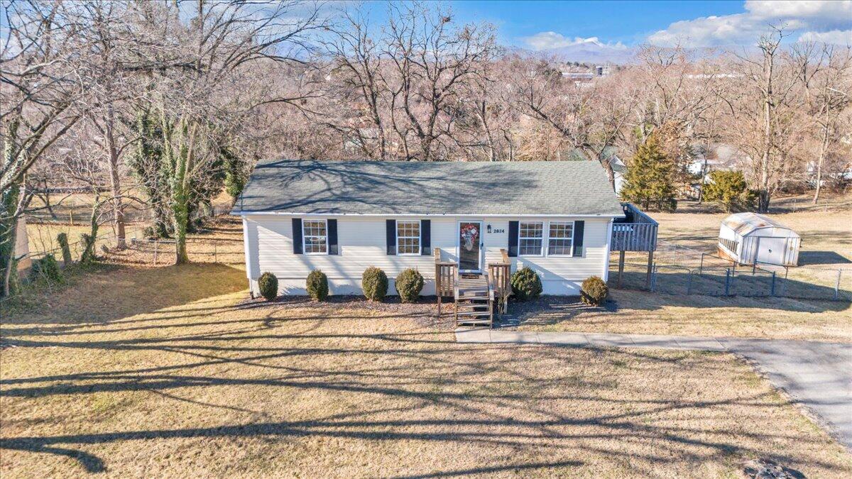 2624 Radford Road Northeast Roanoke, VA 24012 - Photo 39 of 55 front view of a house with a patio