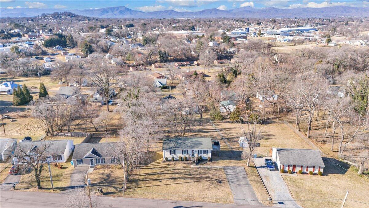2624 Radford Road Northeast Roanoke, VA 24012 - Photo 41 of 55 42-DJI_20251230135407_0009_D