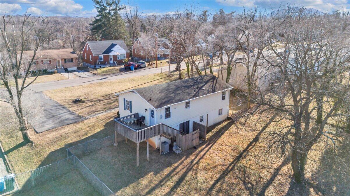 2624 Radford Road Northeast Roanoke, VA 24012 - Photo 46 of 55 a view of a house with a yard