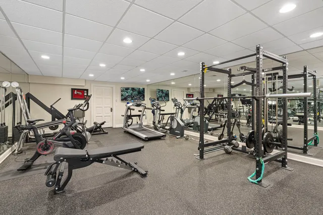 $5,999,000 | 34 Bridlewood Road, Northbrook, IL 60062