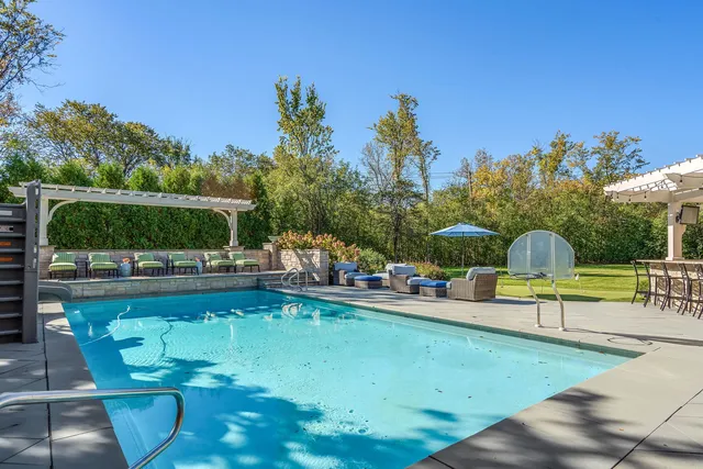 $5,999,000 | 34 Bridlewood Road, Northbrook, IL 60062