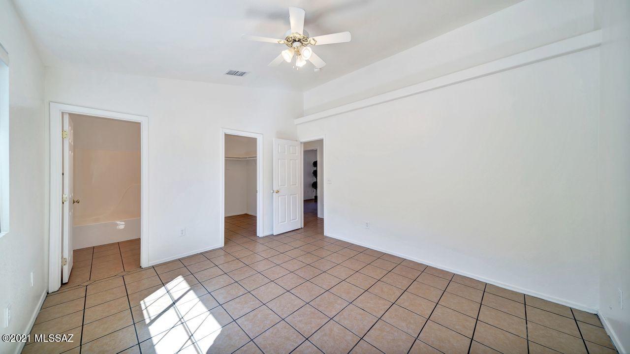 999 Circulo Golondrina Rio Rico, AZ 85648 - Photo 18 of 36 a view of an empty room