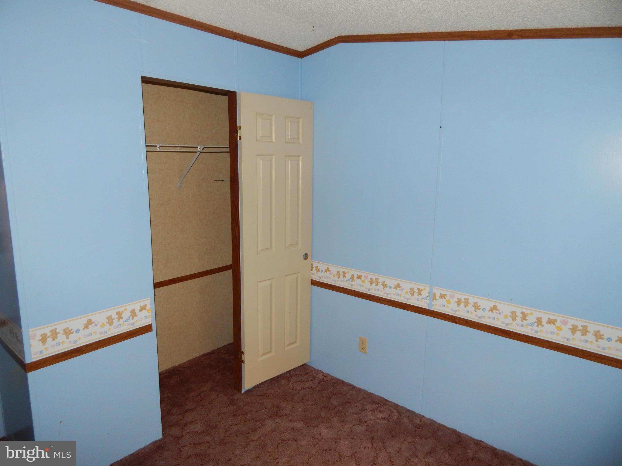 189 Washington Street Inwood, WV 25428 - Photo 12 of 30 a view of a room with closet