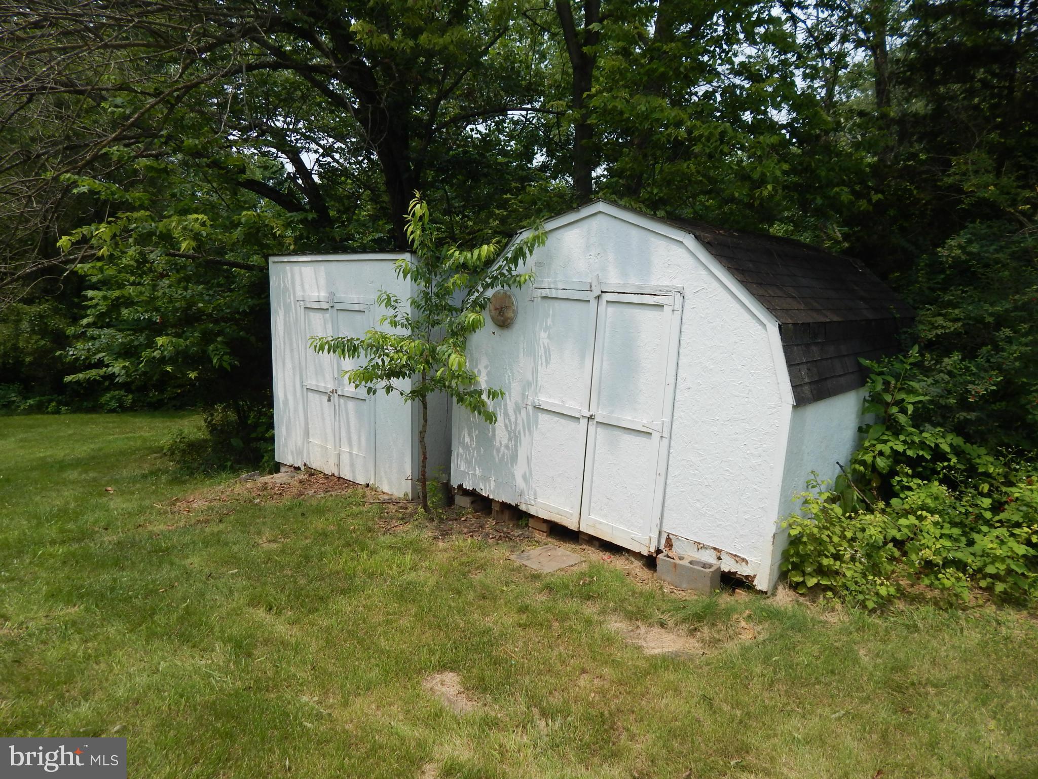 189 Washington Street Inwood, WV 25428 - Photo 20 of 30 a view of backyard with garden