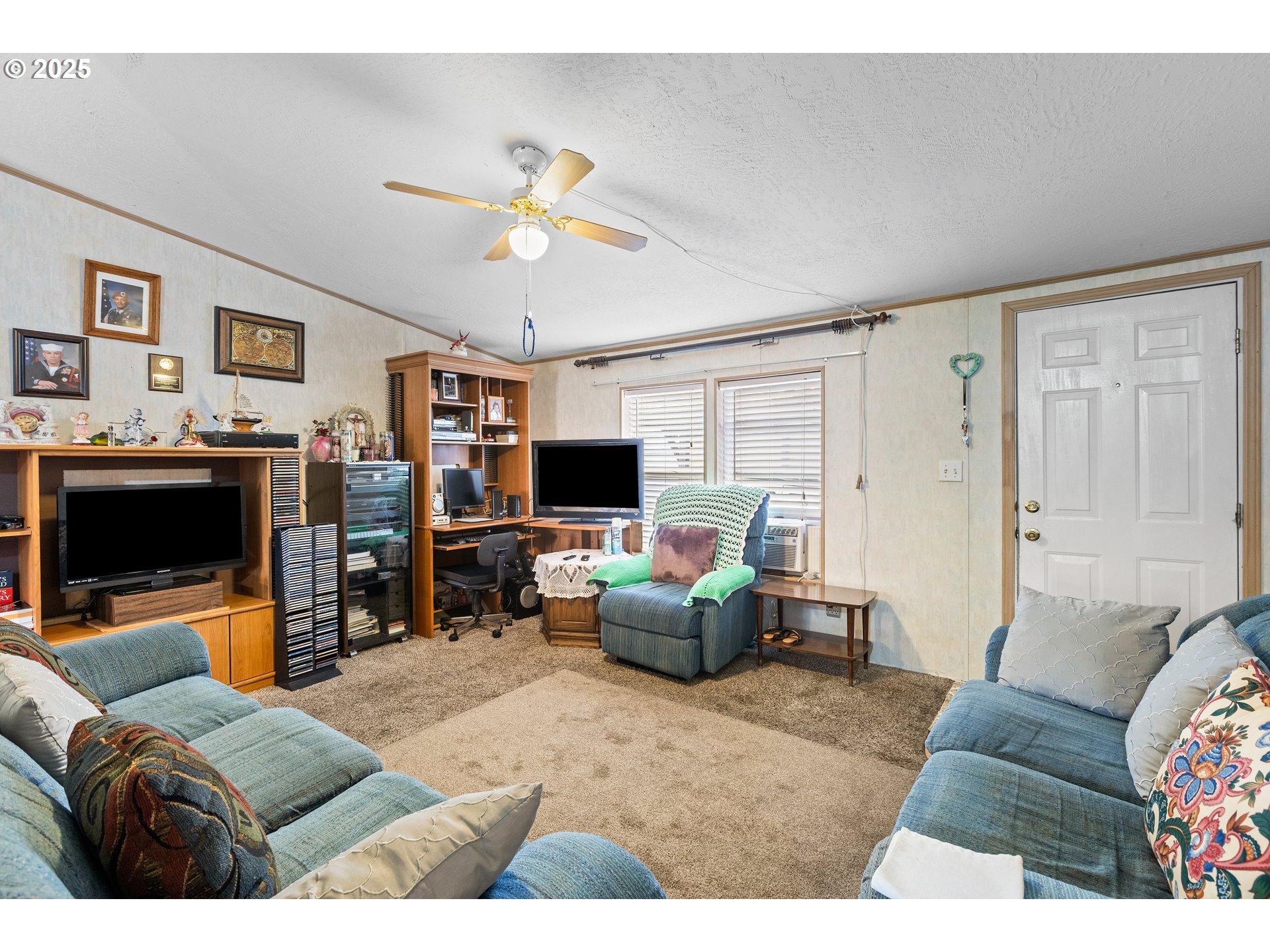 59 Manor Loop Roseburg, OR 97471 - Photo 6 of 35