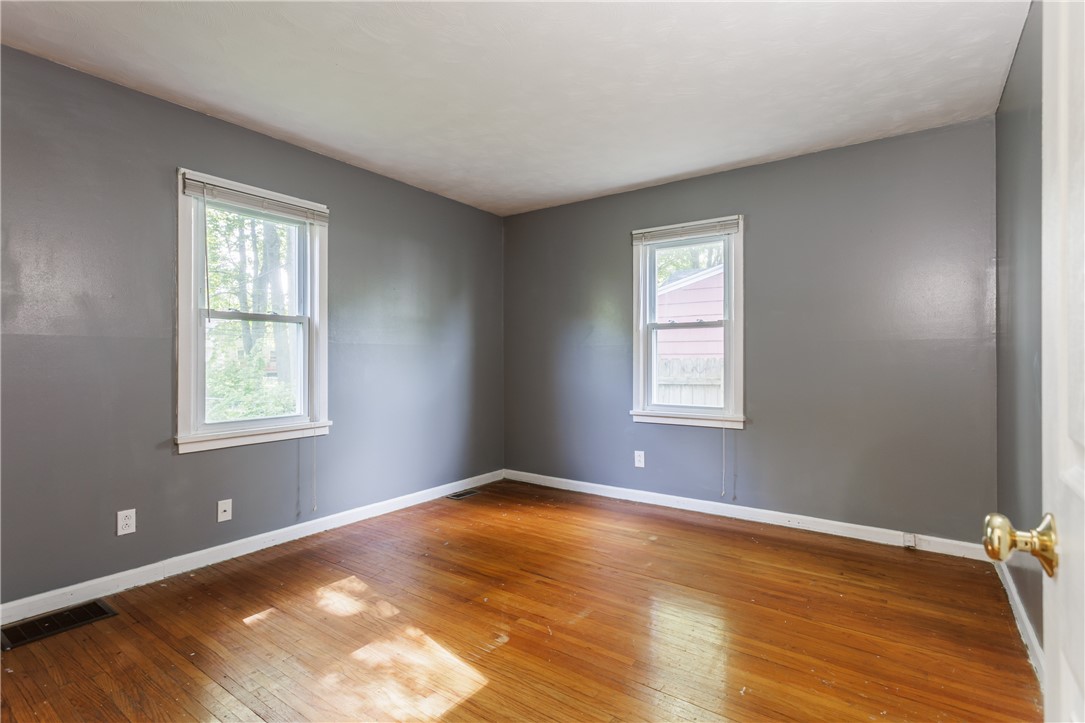 89 Arlidge Drive Greece, NY 14616 - Photo 11 of 23