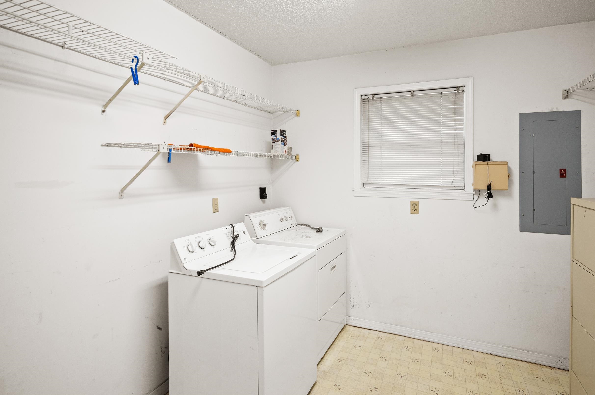 303 West Palm Avenue Foley, AL 36535 - Photo 23 of 32 Laundry