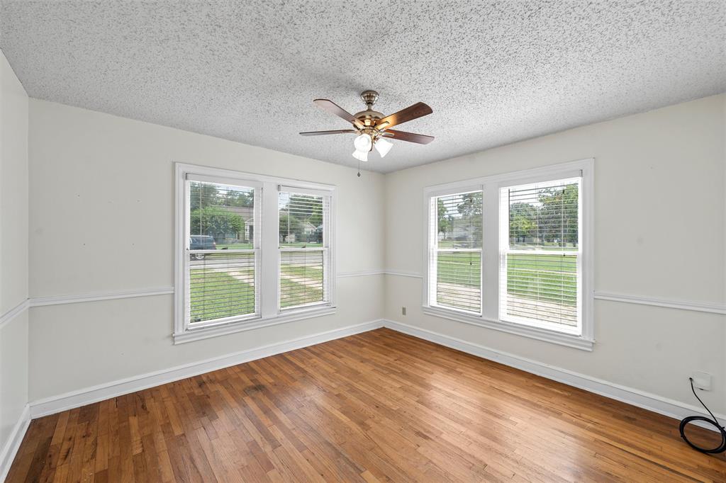 2601 Proctor Avenue Waco, TX 76708 - Photo 15 of 28 a view of an empty room with a window