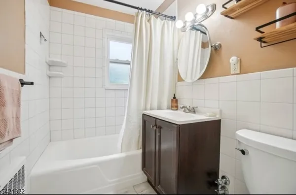 $2,000 | 59 Brighton Avenue, Belleville, NJ 07109