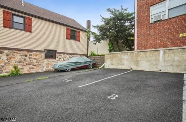 $2,000 | 59 Brighton Avenue, Belleville, NJ 07109