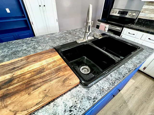 $299,900 | 801 Rocky Creek East, Bedford, IN 47421