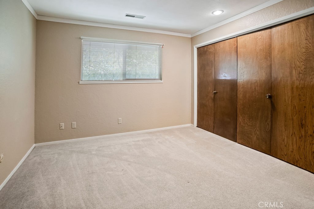 2960 Whitegate Drive Merced, CA 95340 - Photo 33 of 48 a view of an empty room with a window
