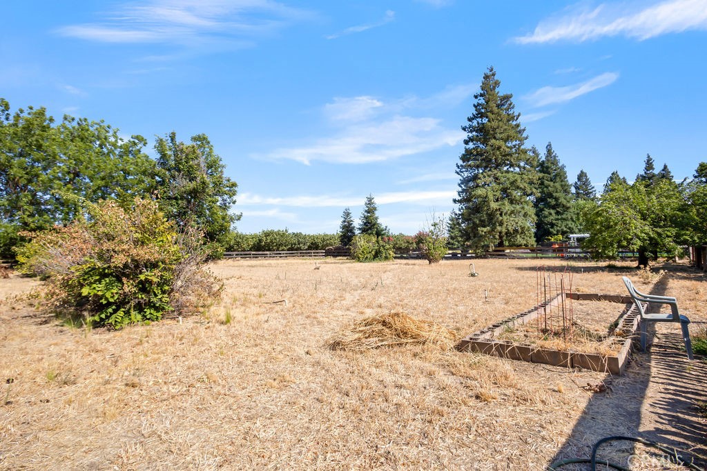 2960 Whitegate Drive Merced, CA 95340 - Photo 47 of 48 a view of outdoor space yard and ocean