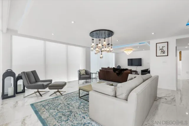 $8,500 | 1830 Avenida Del Mundo, Unit 1210, Coronado, CA 92118